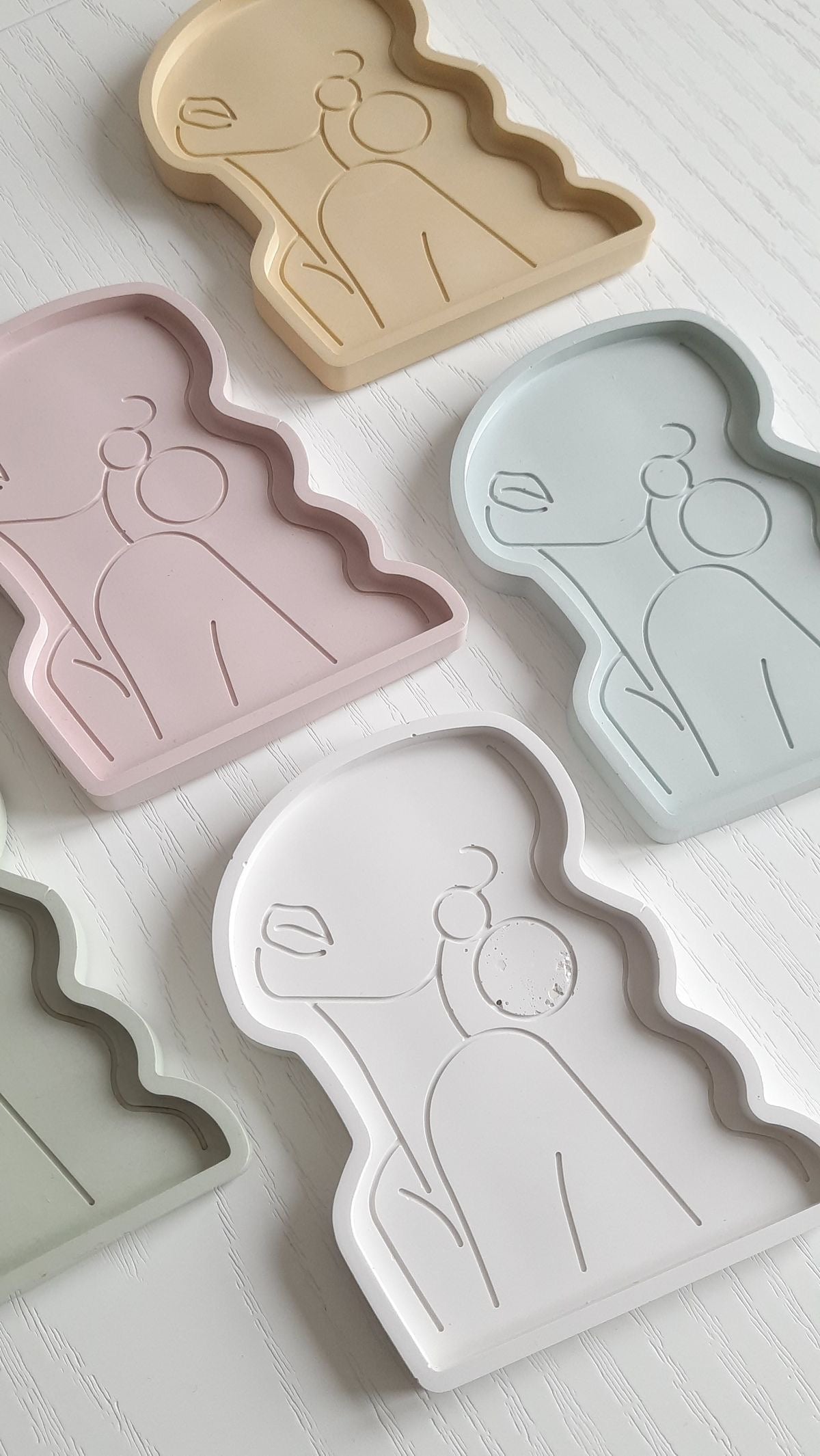 Lady Trinket Tray