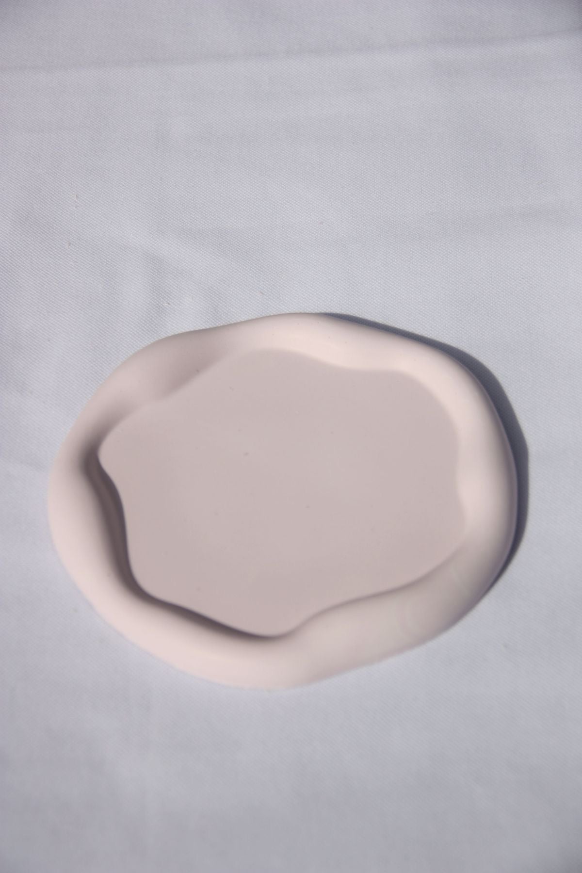 round cloud trays
