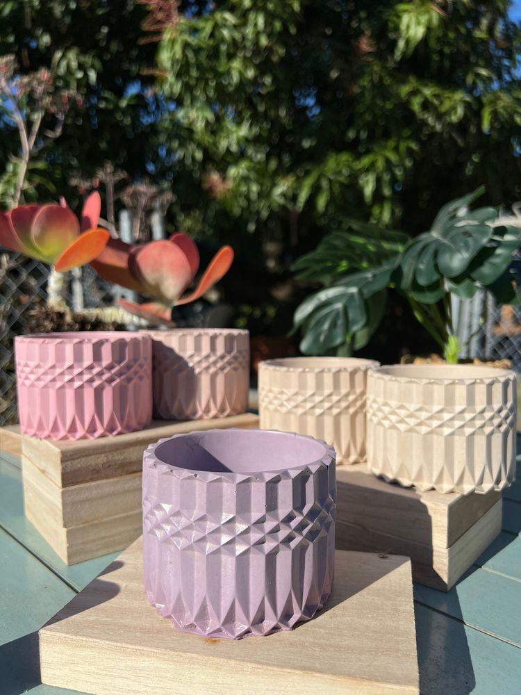 Trinkets container