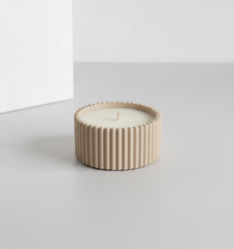 Container candle with lid (scented)