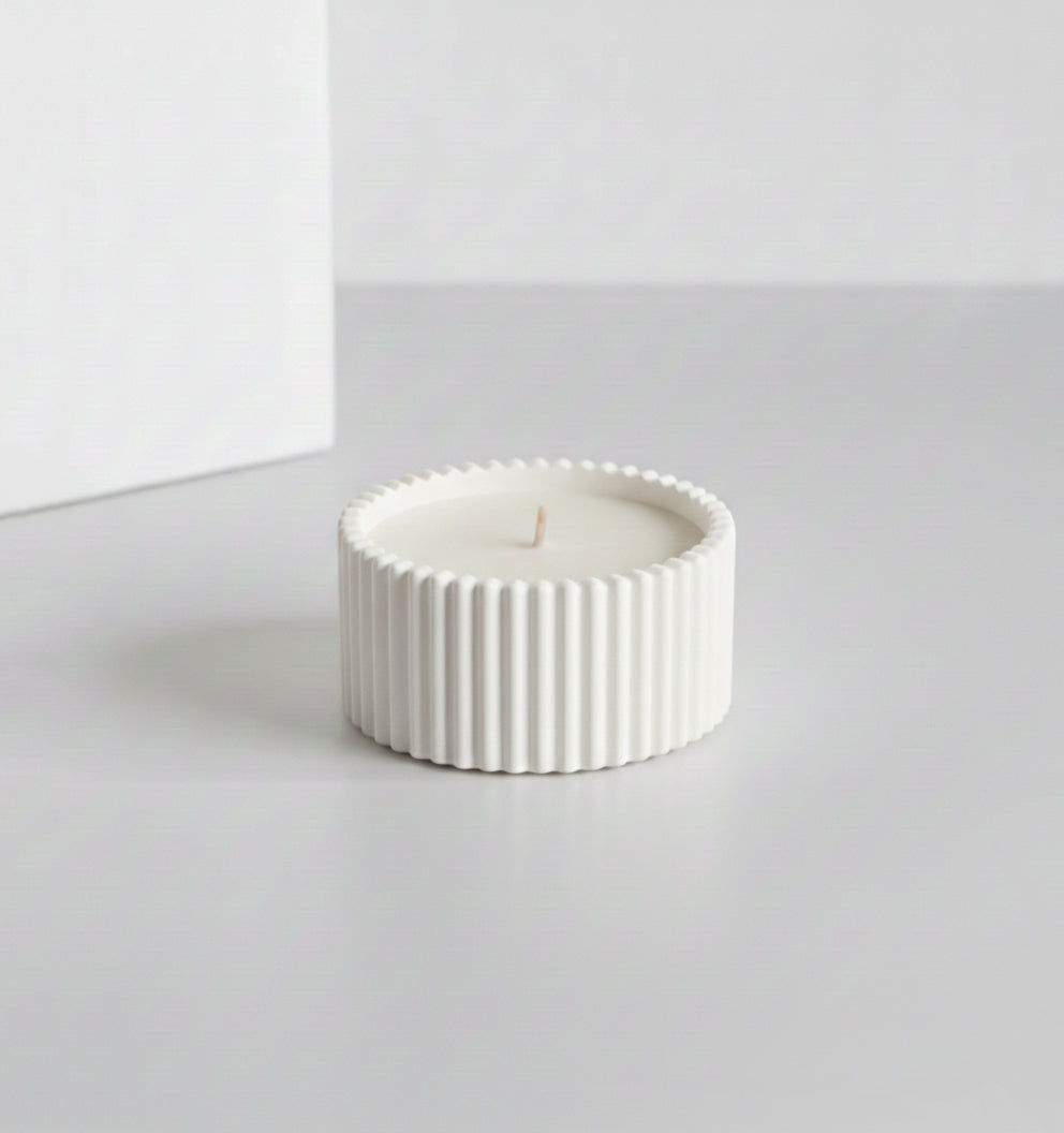 Container candle with lid (scented)