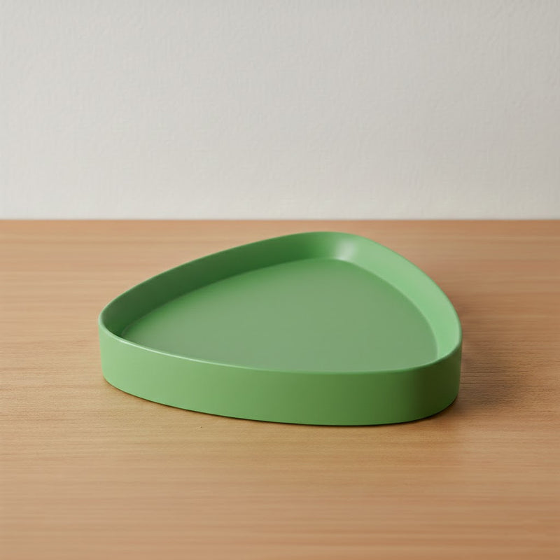 roundabout triangle trays