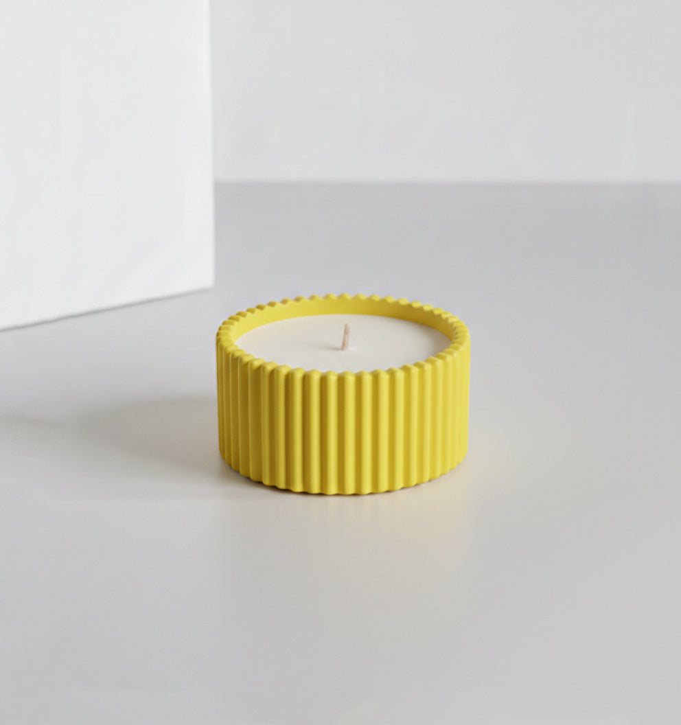 Container candle with lid (scented)