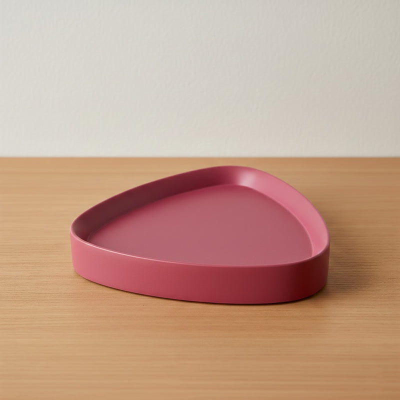 roundabout triangle trays