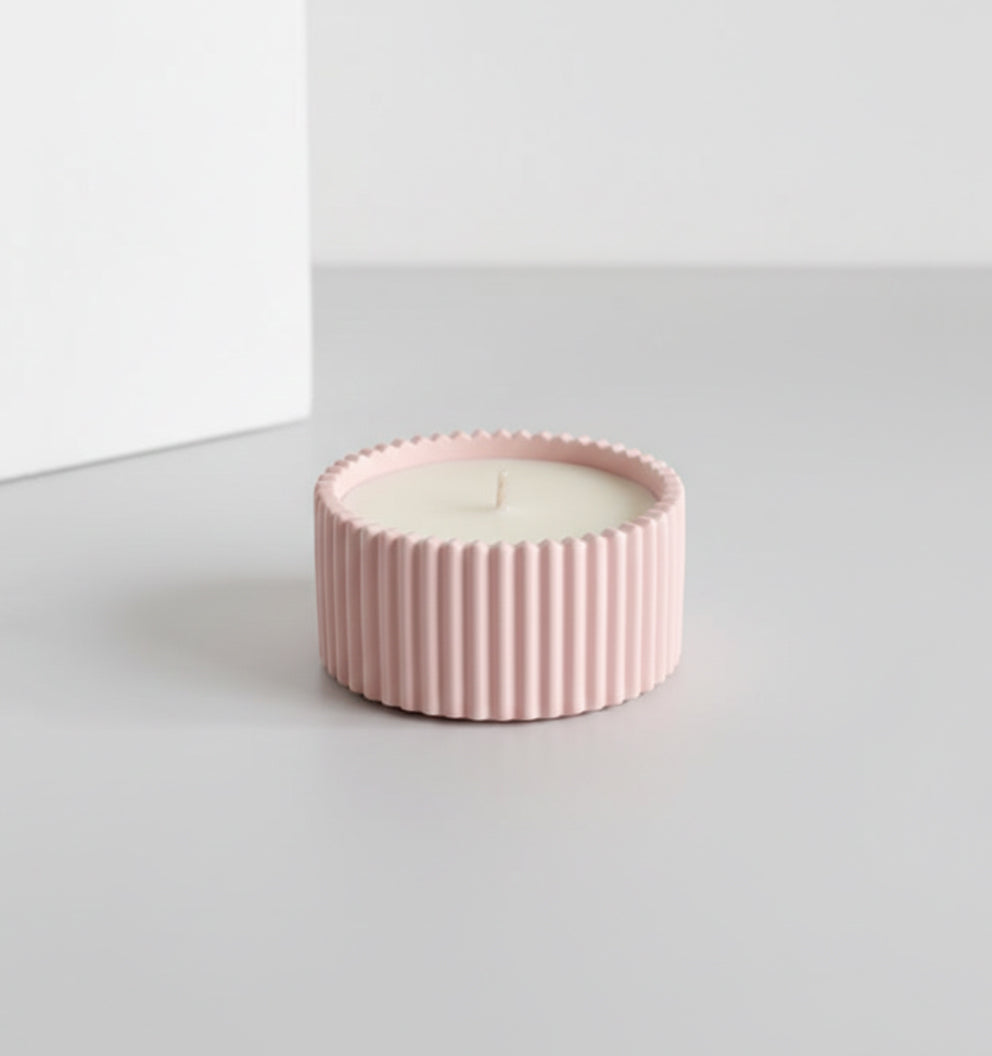 Container candle with lid (scented)