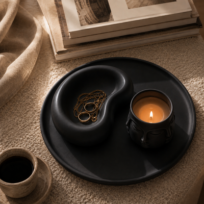Snowfield Black Edition – 3-Piece Minimalist