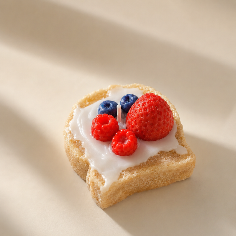 Berries frenchtoast Candle