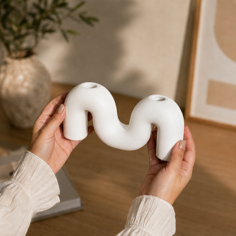 M-shape candle holder