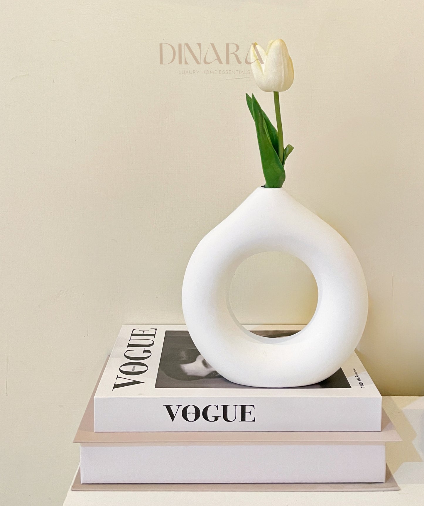 Donut vase