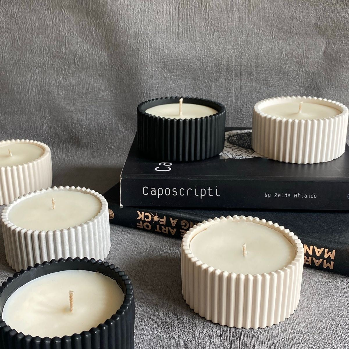 Container candle with lid (scented)